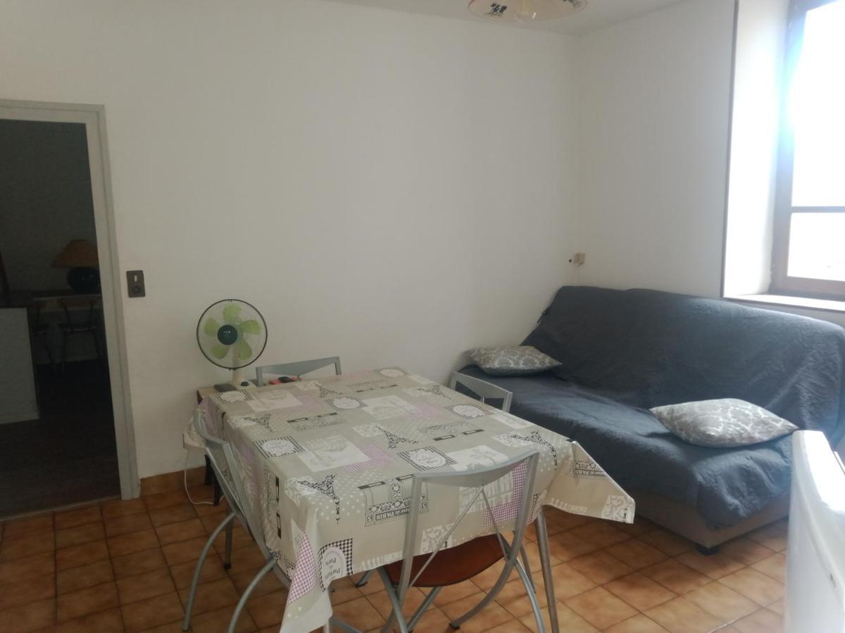Appartement Du Jardin Saint-Affrique Kültér fotó