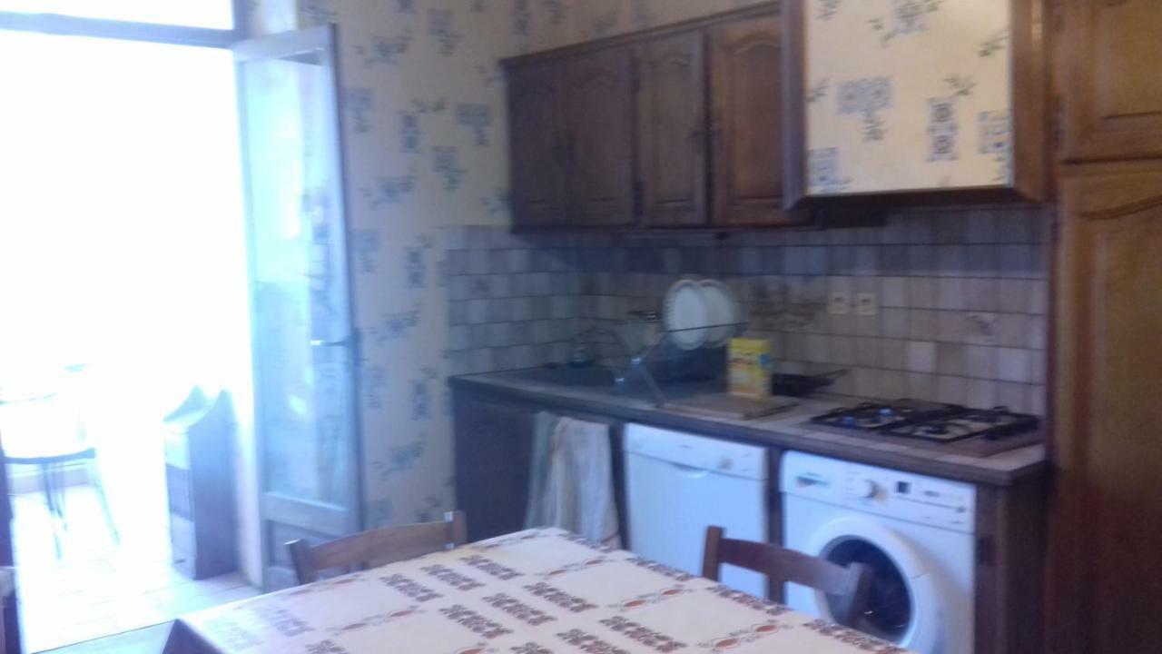 Appartement Du Jardin Saint-Affrique Kültér fotó